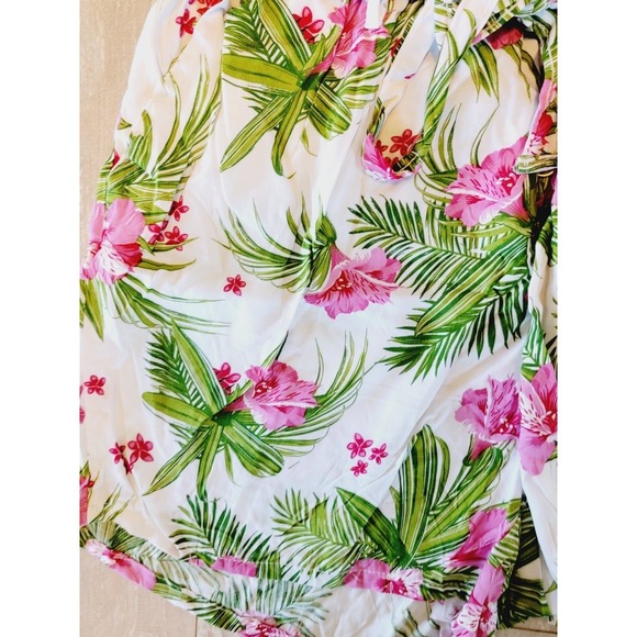 Taxi 1X‎ Women's Paperbag Shorts Floral Tropical With Belt Pull On Pockts NWT - Picture 5 of 7